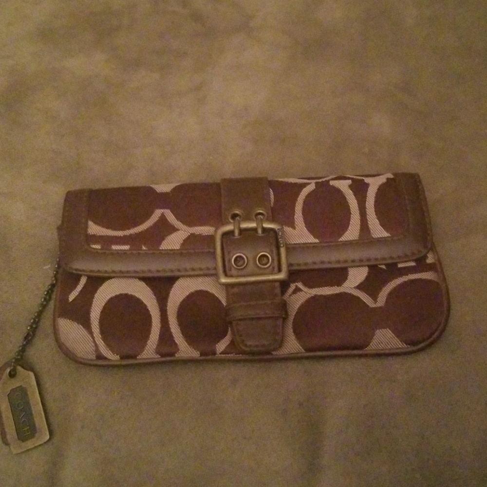 Coach mini clutch
